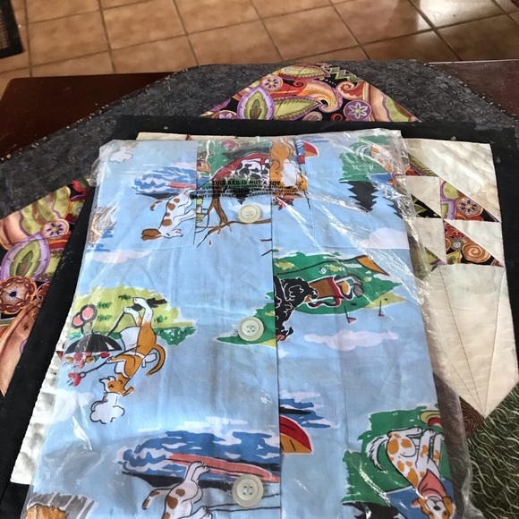 Frankie & Johnny Vintage Rare Sleepwear Top - Picture 6 of 6